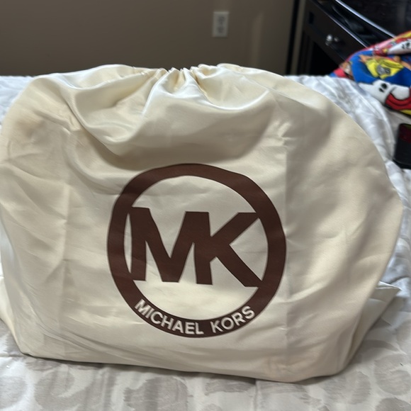 Small and cute bag with duster - Picture 8 of 8